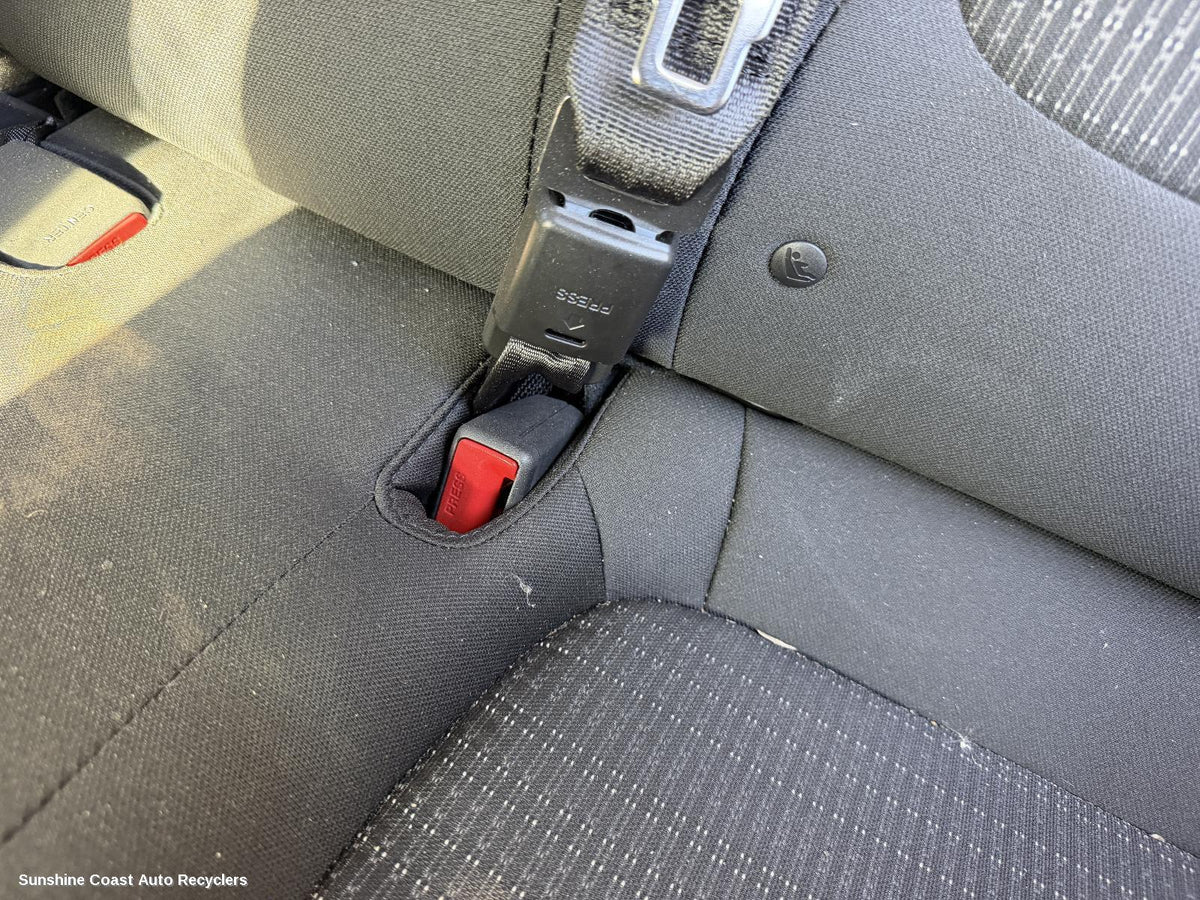 2020-2026 Kia Stonic Seatbelt Stalk