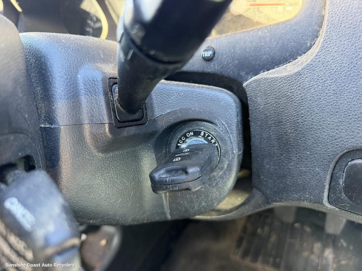 2005-2010 Kia Sportage Ignition W  Key