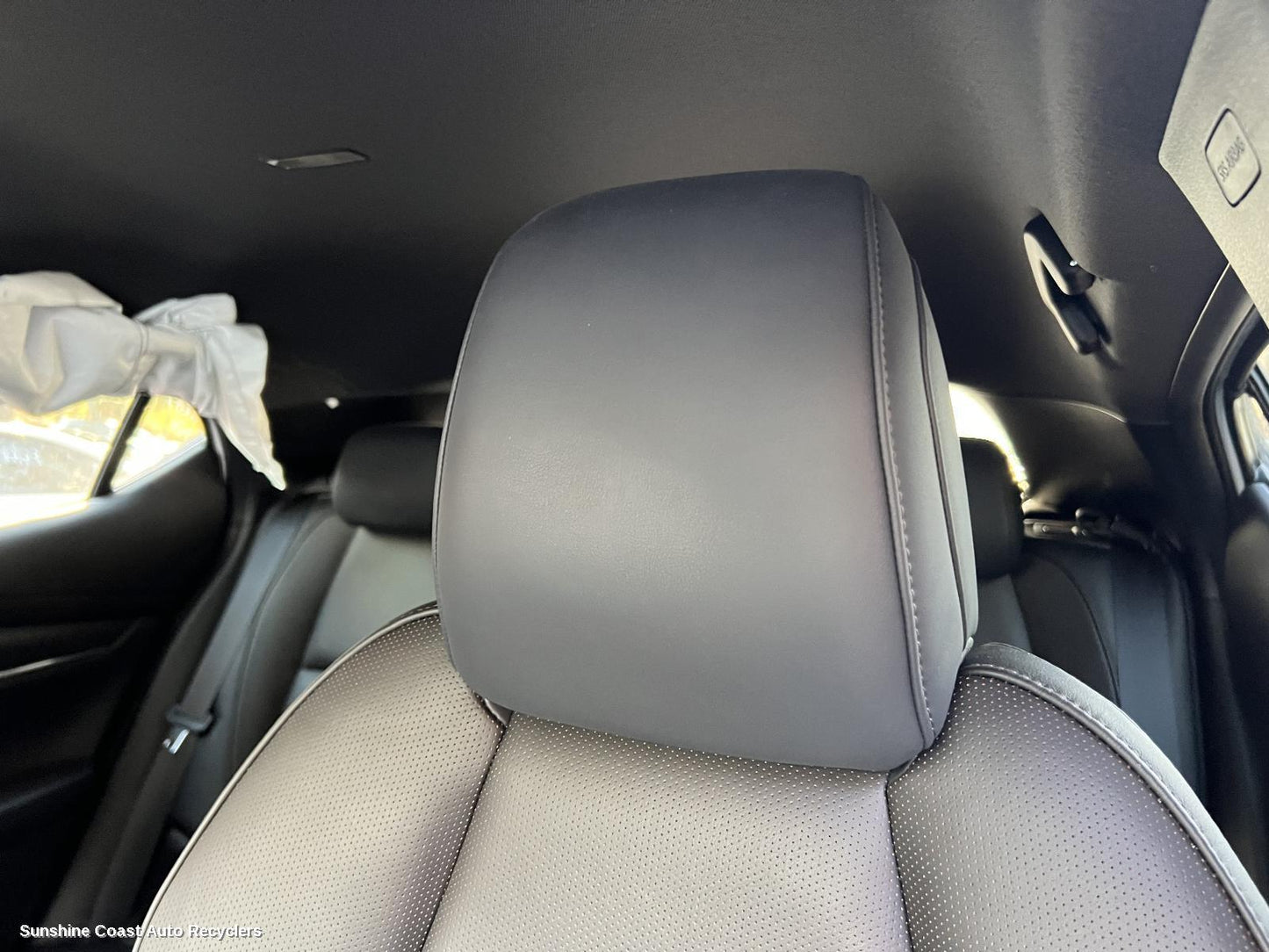 2019-2026 Mazda 3 Headrest