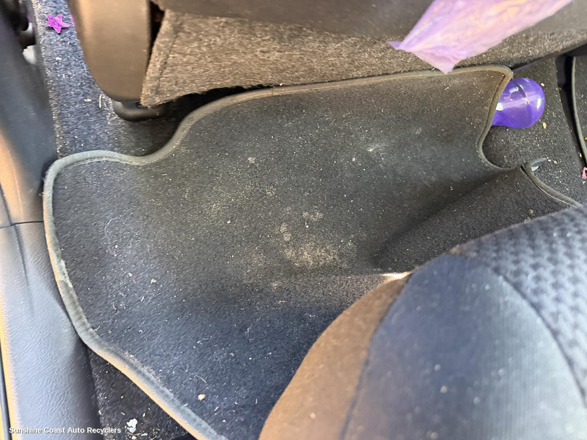 2005-2012 Toyota Rav4 Floor Mats