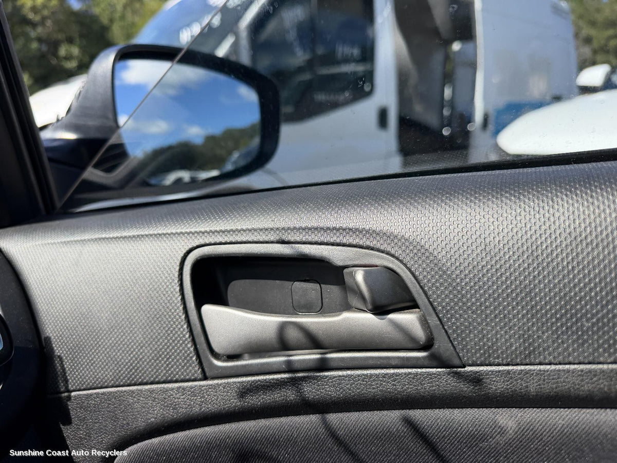 2011-2019 Hyundai Accent Door Handle