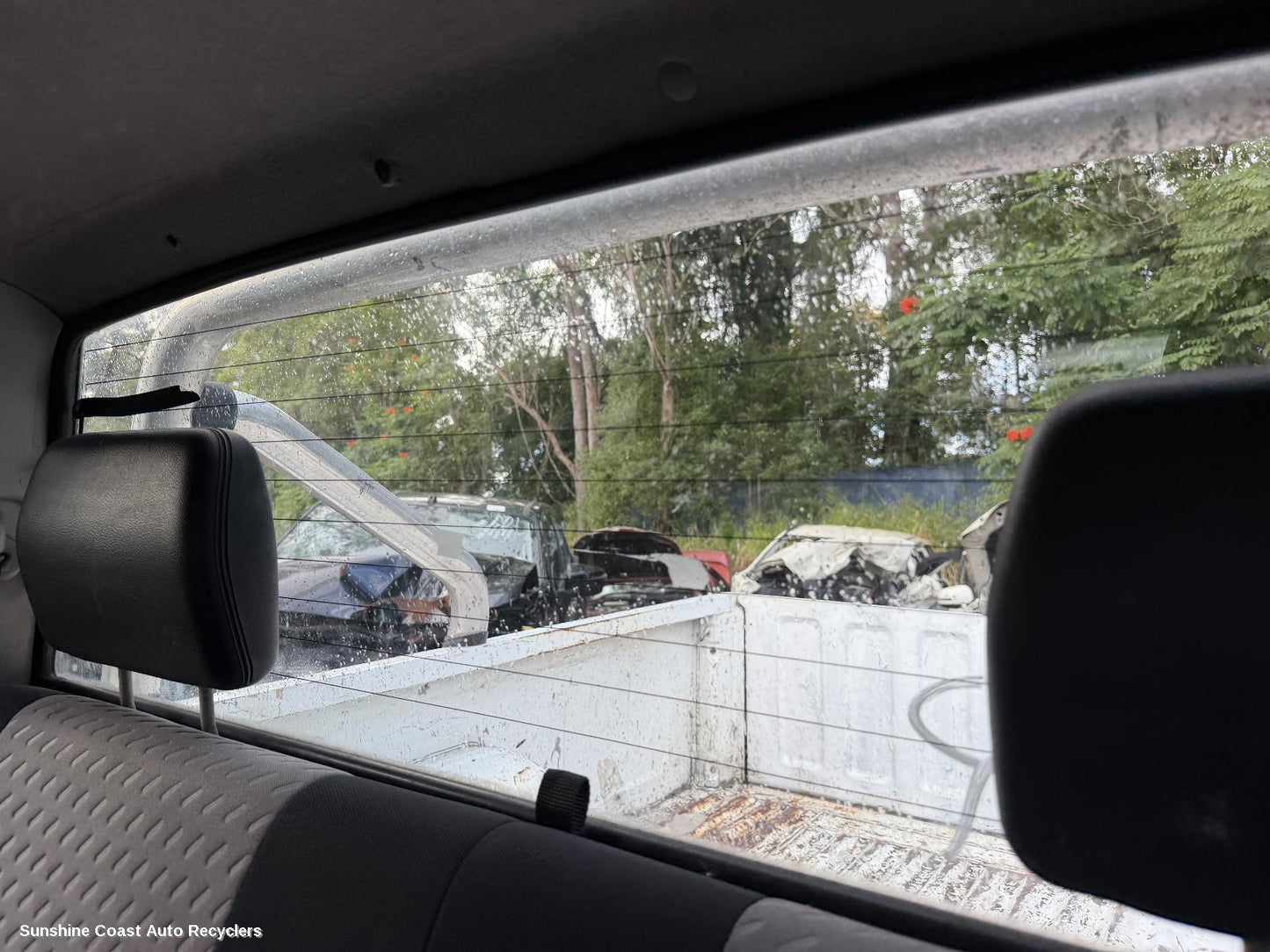 1997-2015 Nissan Navara Rear Tailgate Glass