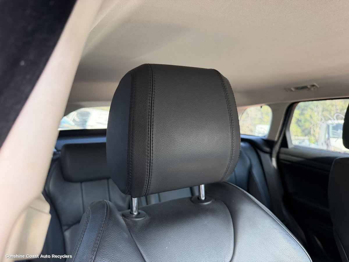 2011-2019 Land Rover Rangerover Evoque Headrest