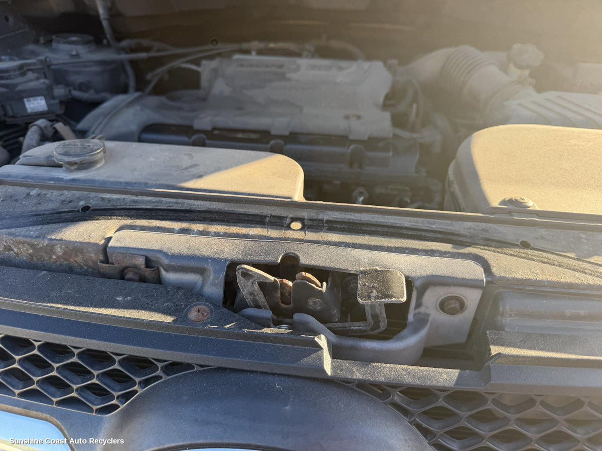 2005-2010 Kia Sportage Bonnet Lock Support