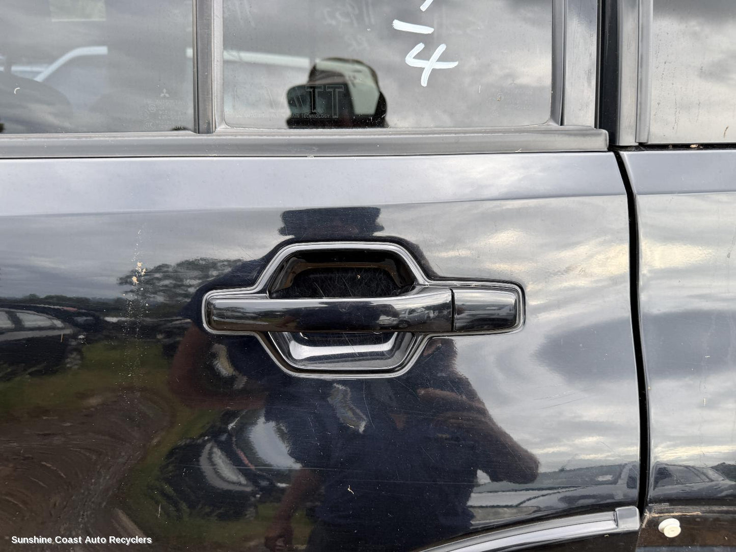 2006-2021 Mitsubishi Pajero Door Handle