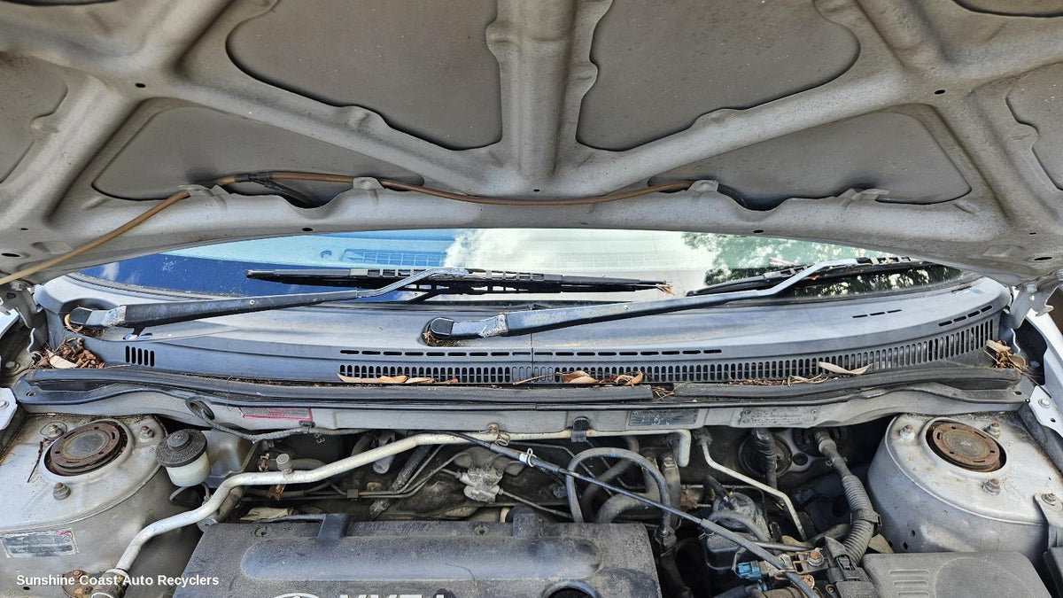 2001-2007 Toyota Corolla Plenum Chamber