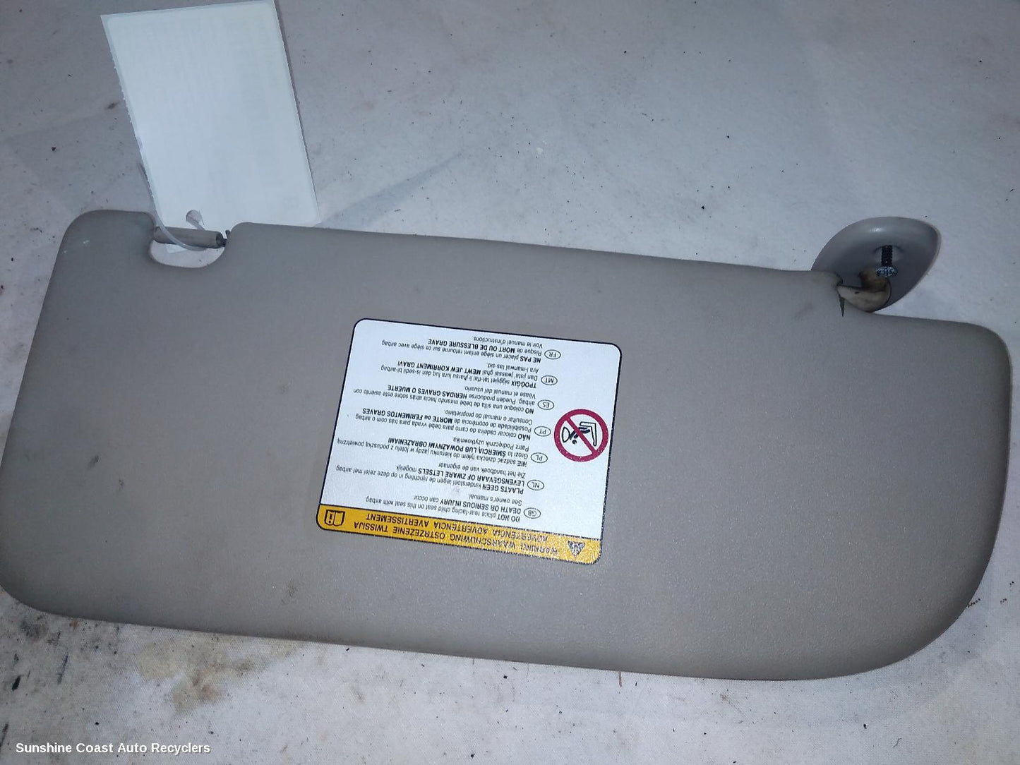2015 Isuzu Mu-x Sunvisor