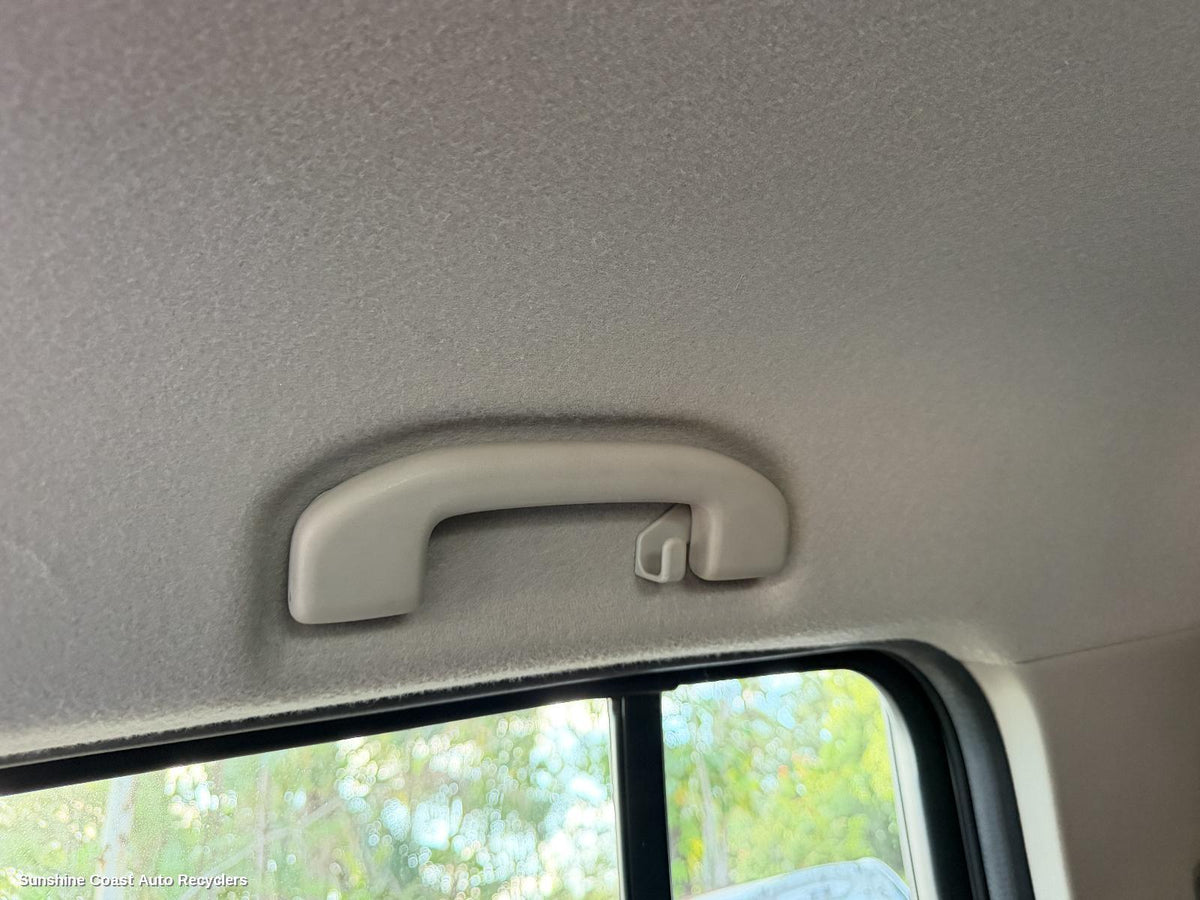2005-2015 Nissan Navara Grab Handle