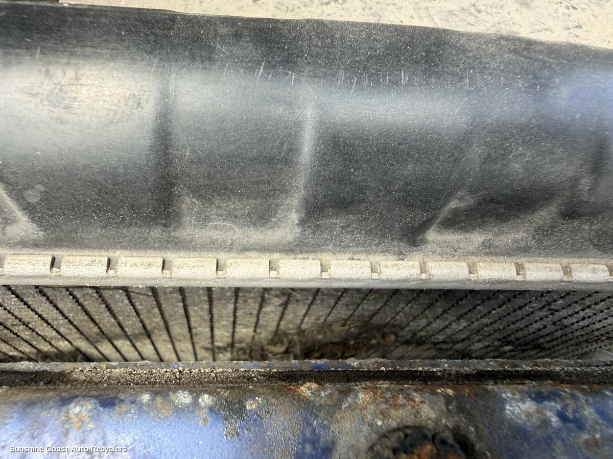 1997-2005 Nissan Navara Radiator