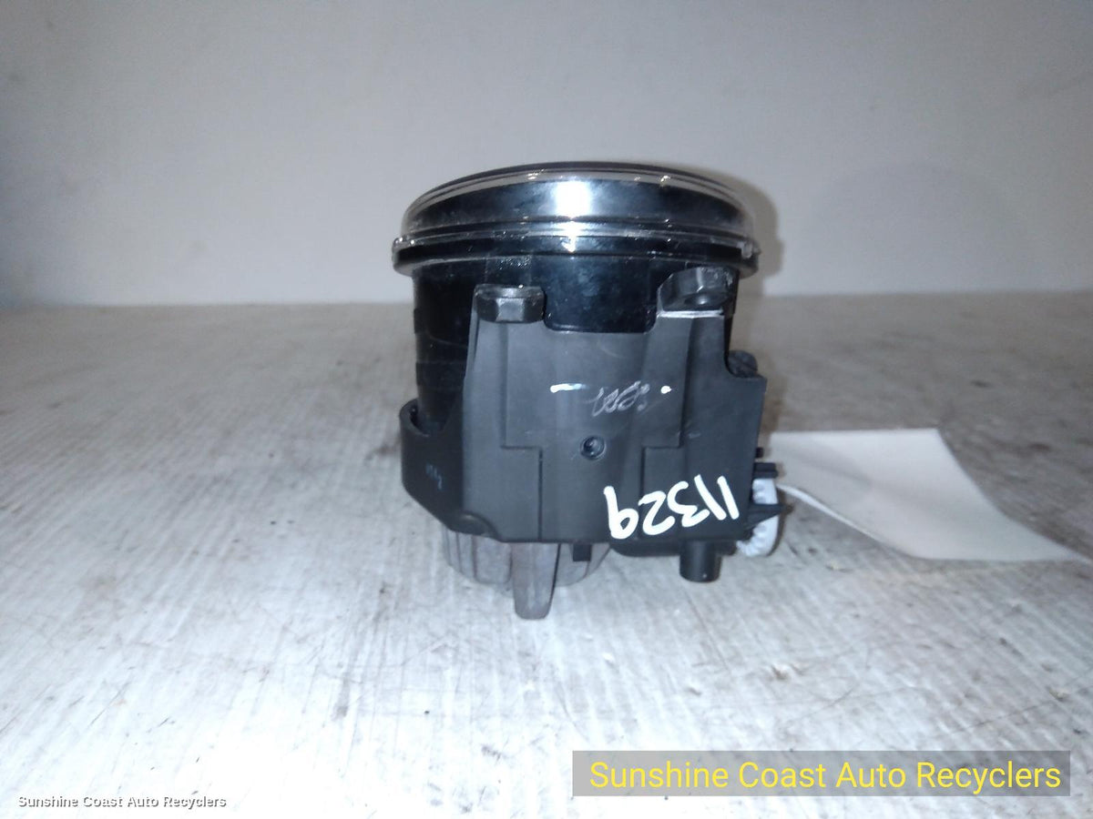 2014-2020 Lexus Ct200h Left Indicator Fog Side