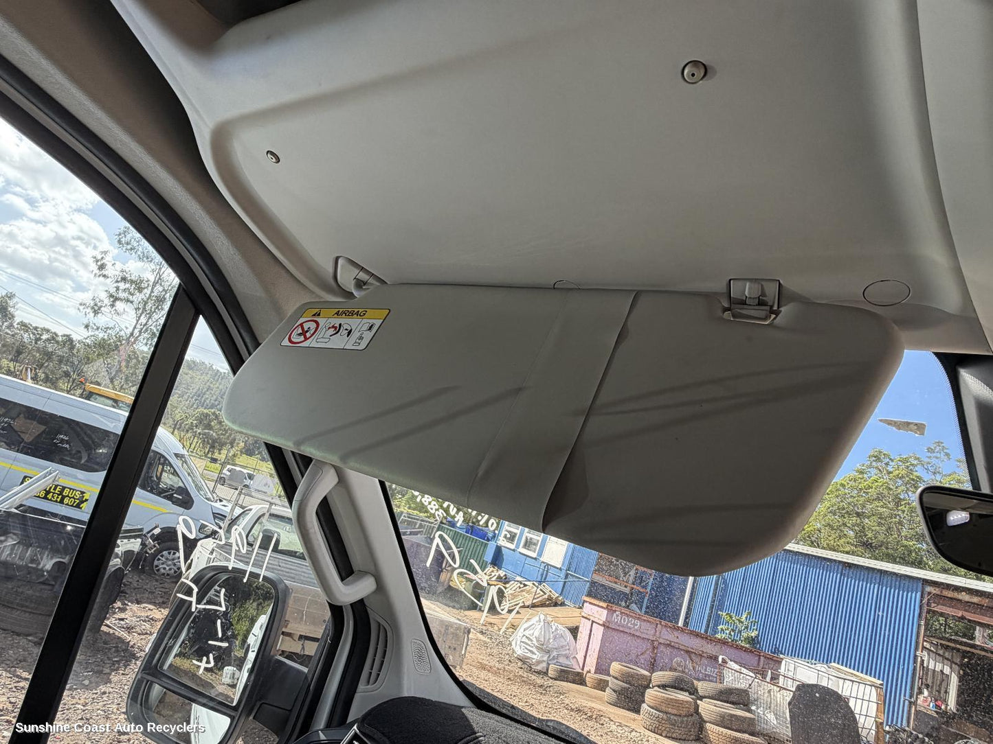 2020-2026 Ldv Deliver 9 Sunvisor