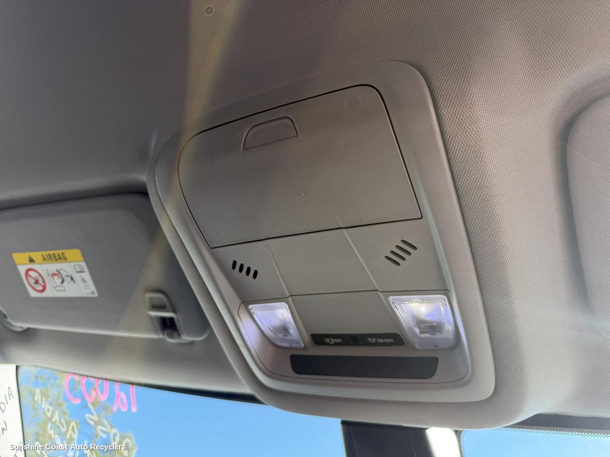 2018-2020 Holden Acadia Courtesy Light