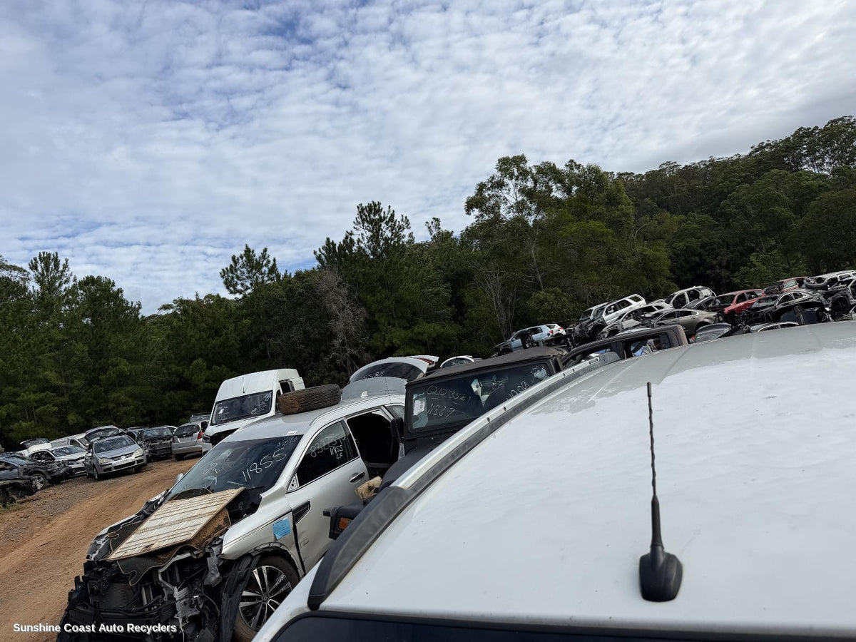 2012-2016 Holden Colorado Antenna