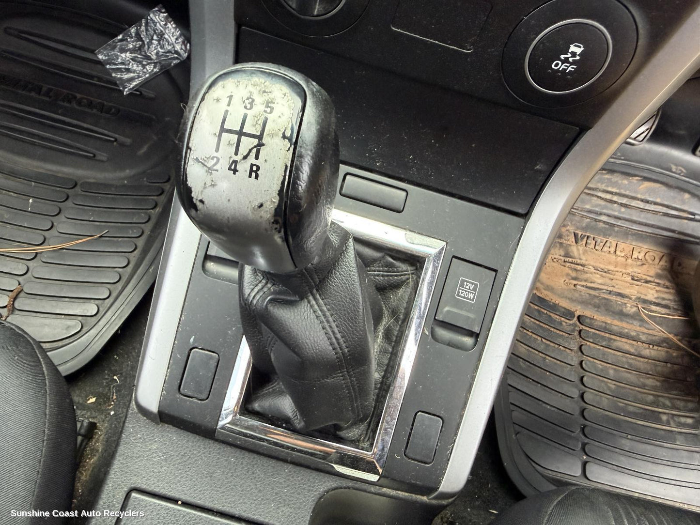2013 Suzuki Vitara Gear Stick Shifter
