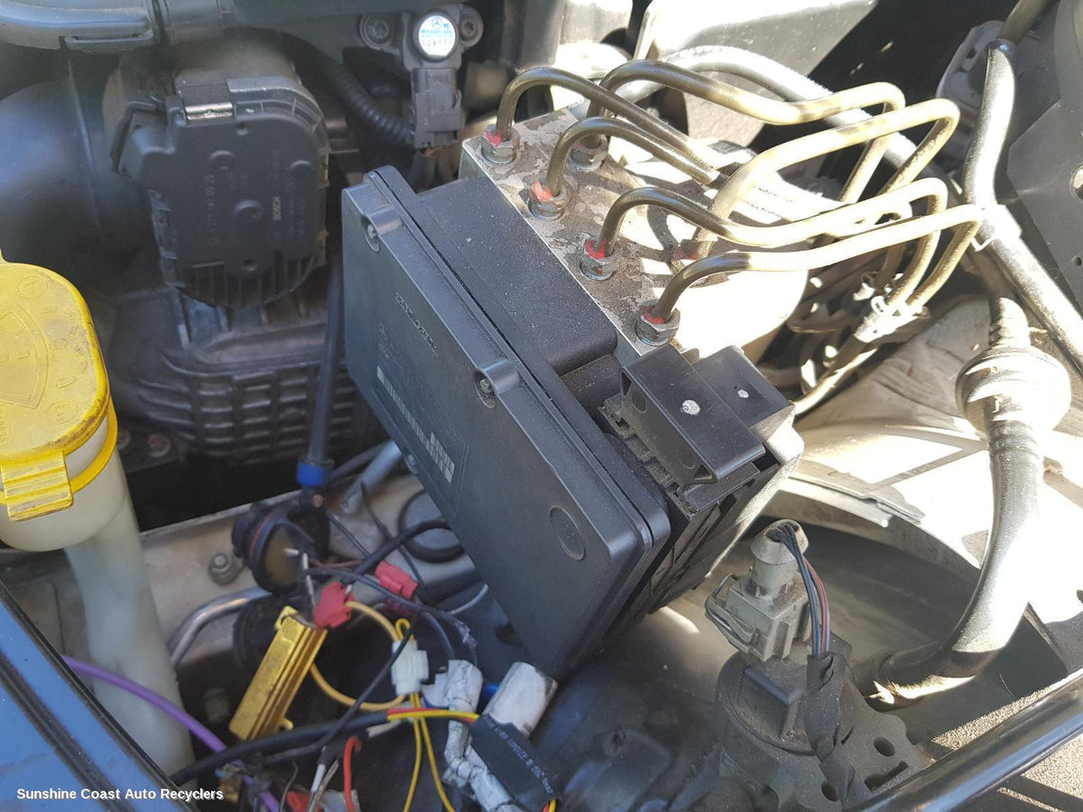 2000-2007 Mercedes C Class Abs Pump Modulator