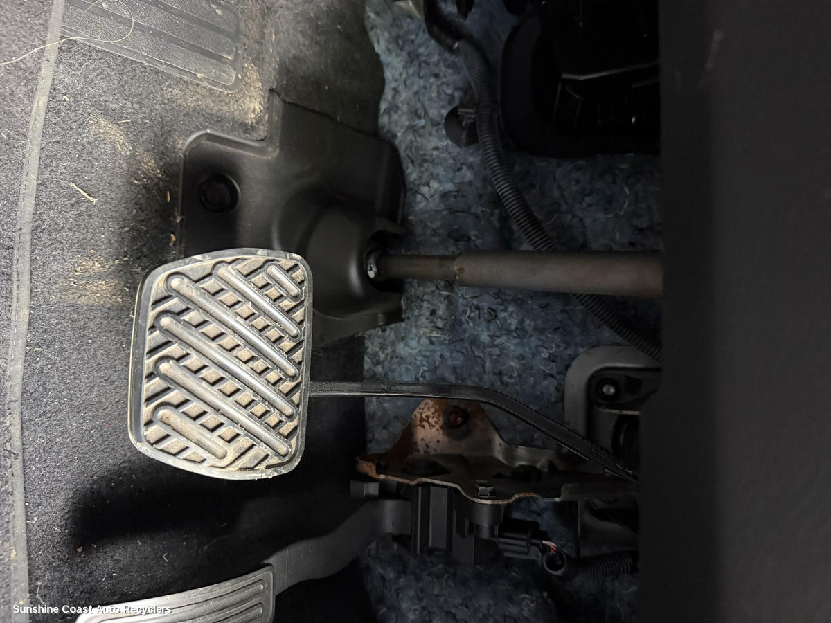 2013-2016 Nissan Pulsar Pedal Assembly