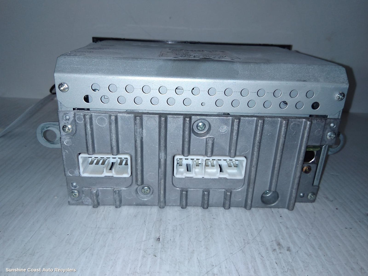 2000-2005 Toyota Rav4 Radio Cd Dvd Sat Tv