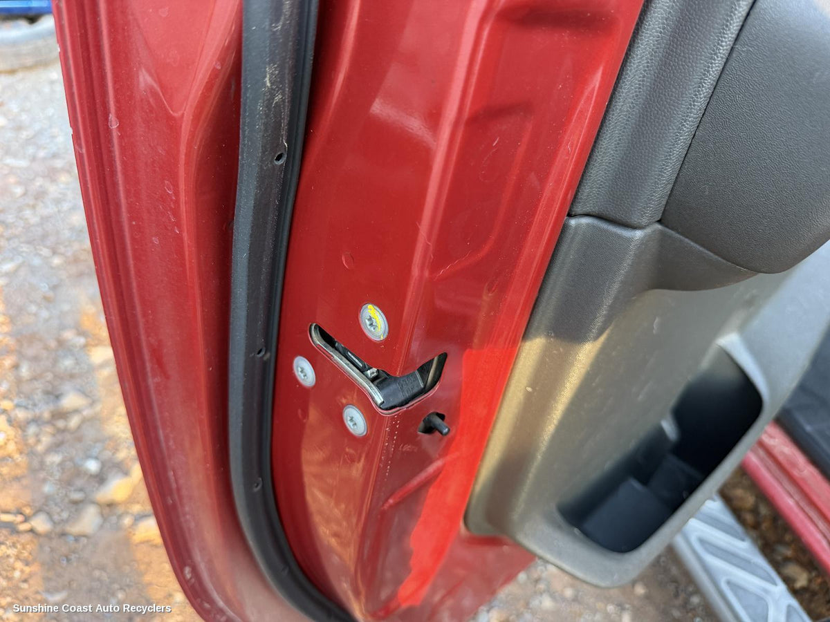 2005-2015 Nissan Navara Door Boot Gate Lock