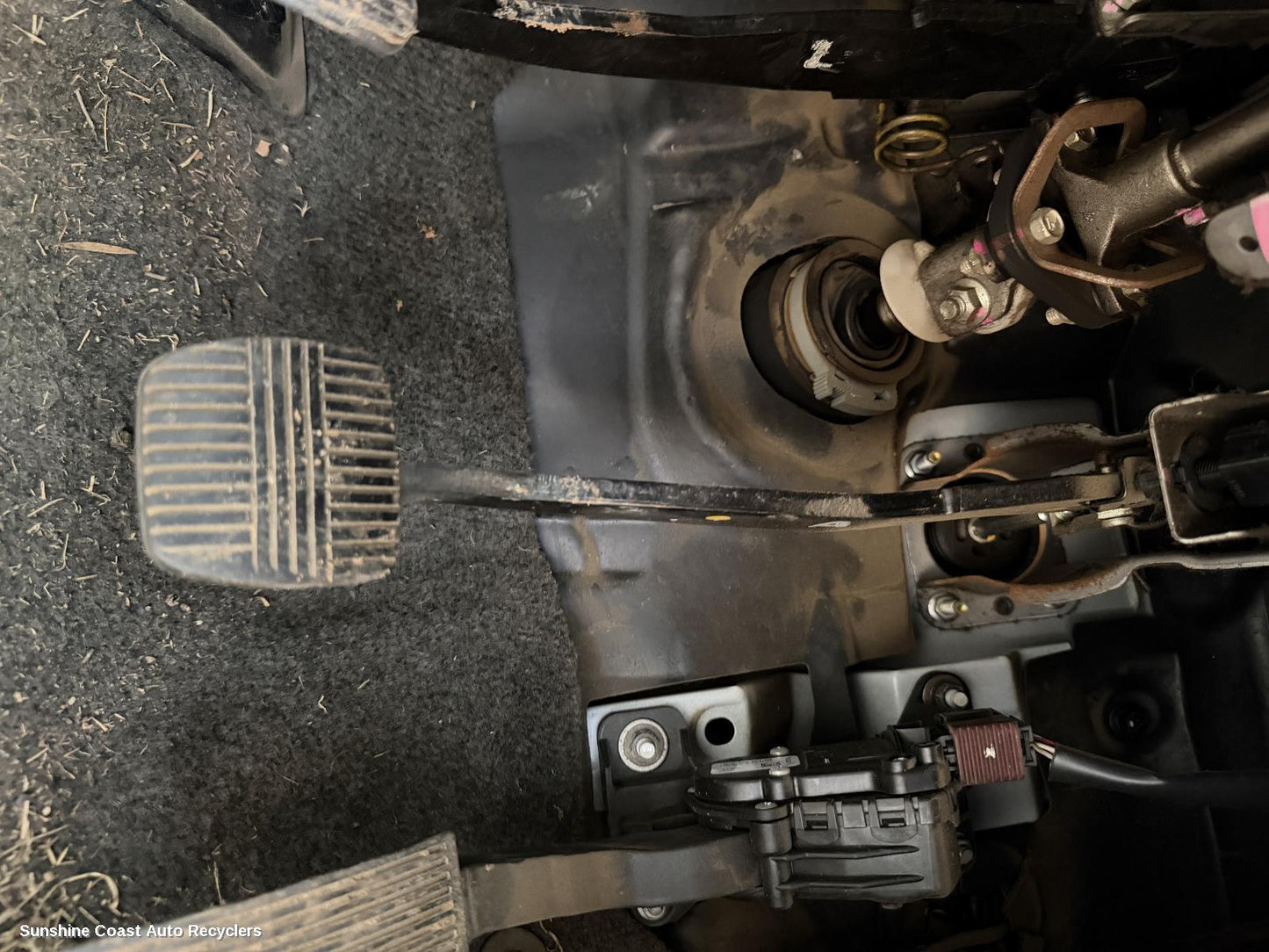 2005-2015 Nissan Navara Pedal Assembly