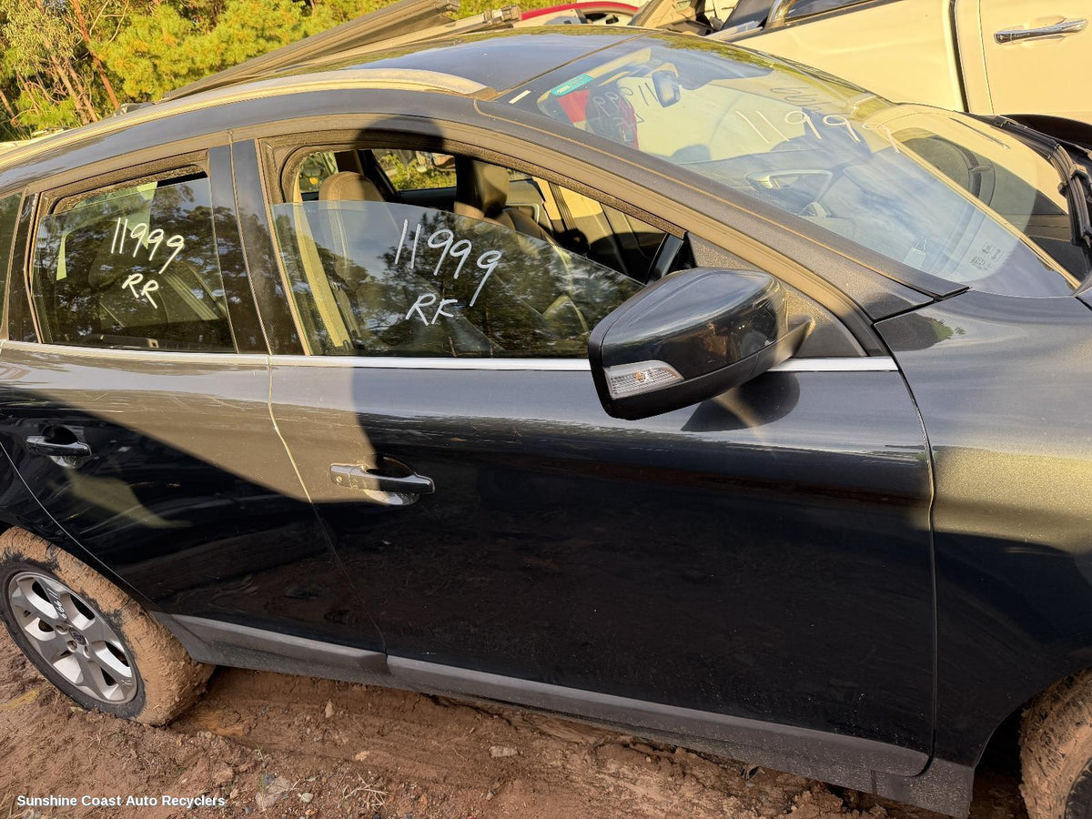 2009-2017 Volvo Xc60 Right Front Door