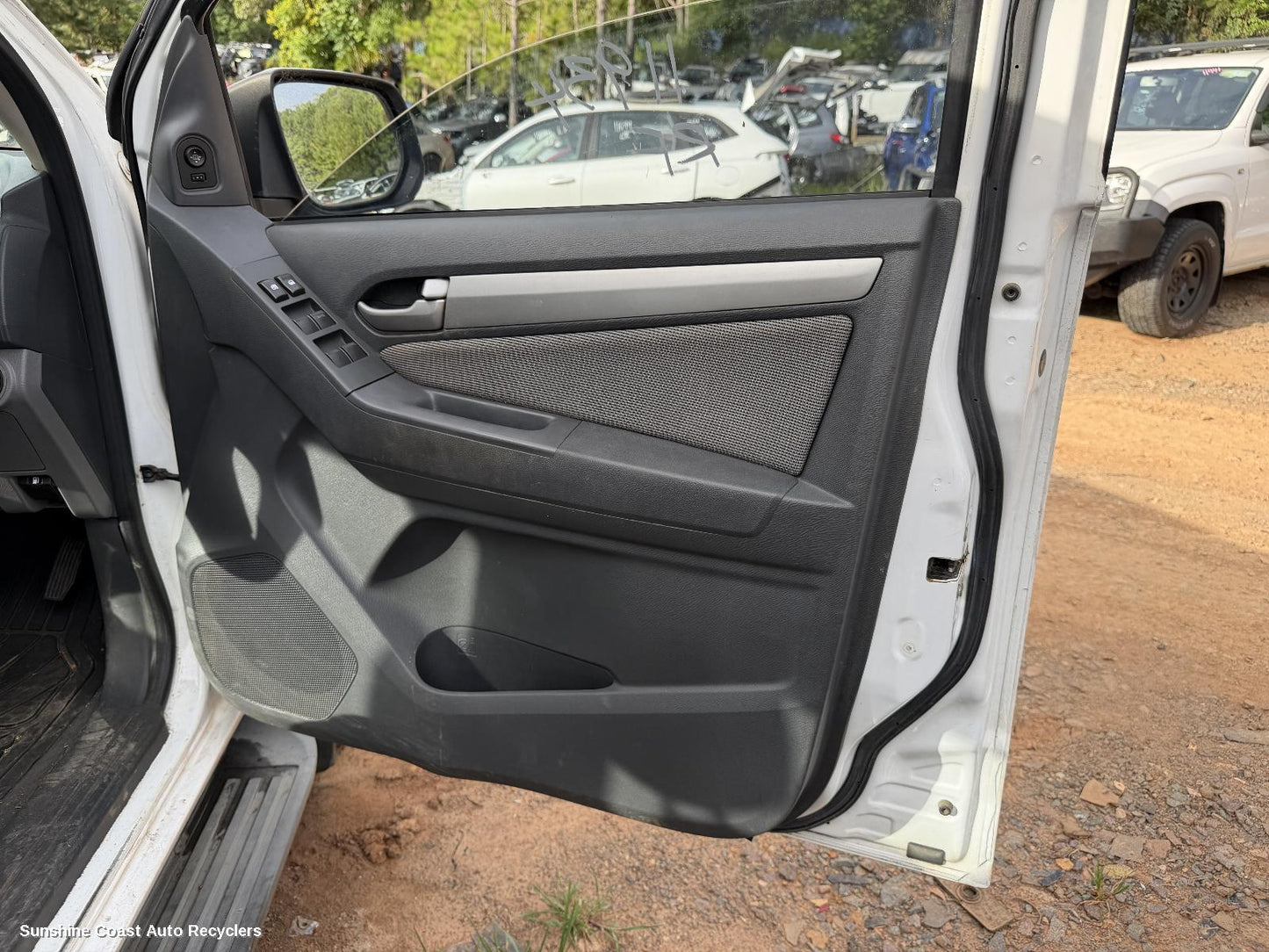 2012-2020 Holden Colorado Door Handle