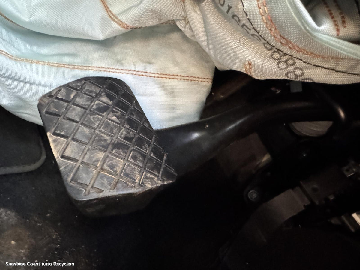 2016-2024 Volkswagen Tiguan Pedal Assembly
