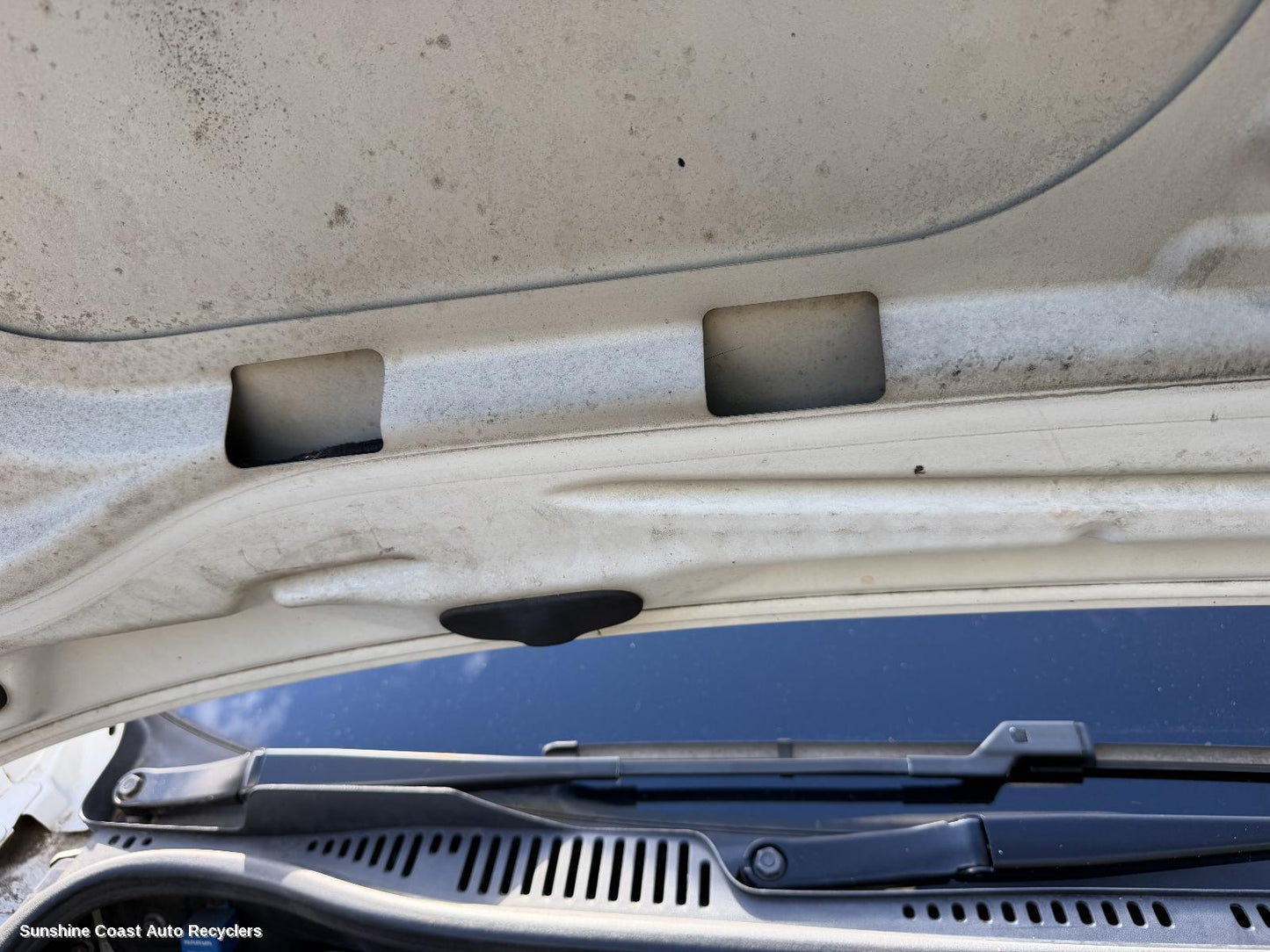2010-2021 Volkswagen Caddy Wiper Arm