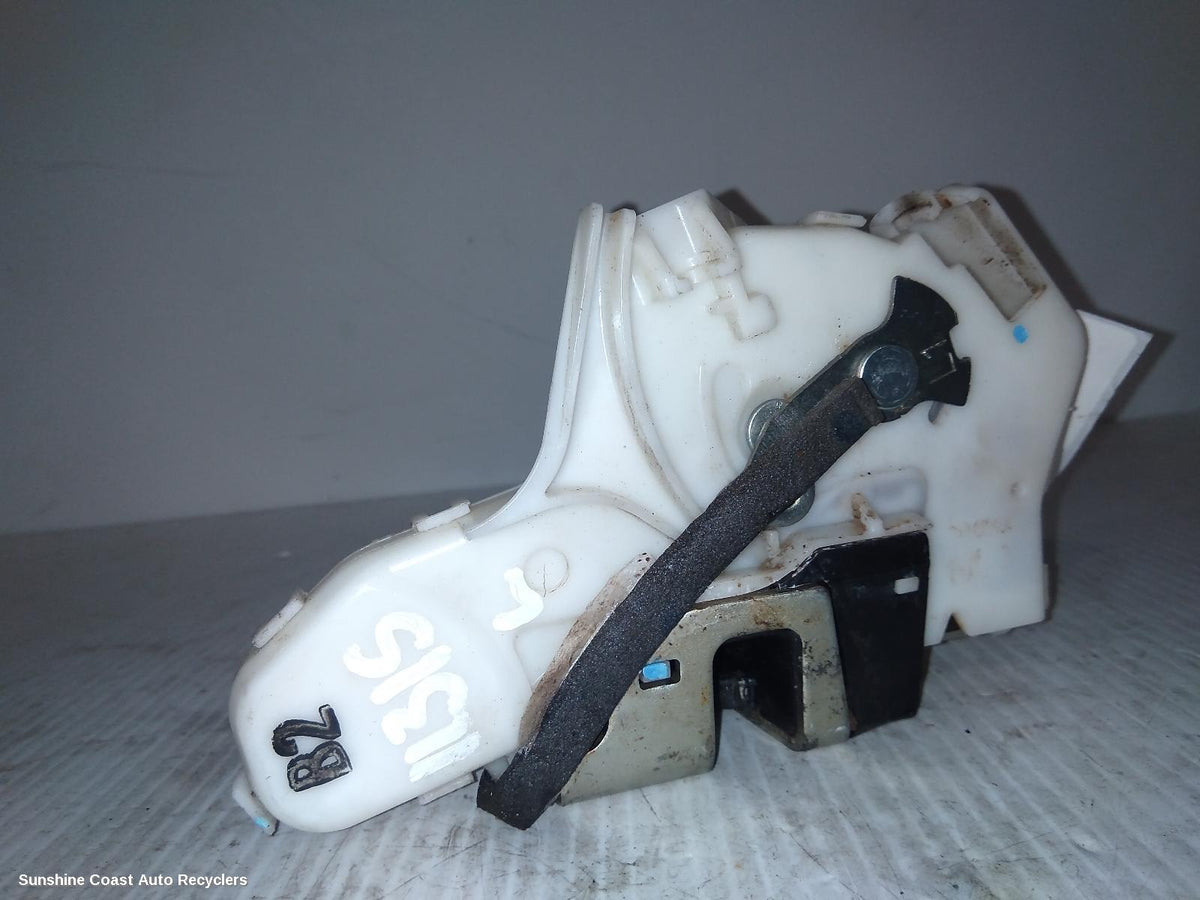 2005-2015 Toyota Hilux Door Boot Gate Lock