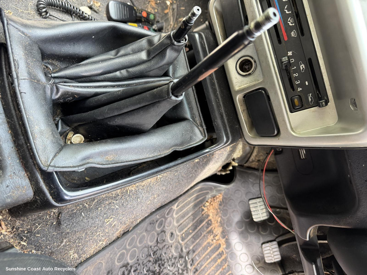 2001-2015 Nissan Navara Gear Stick Shifter