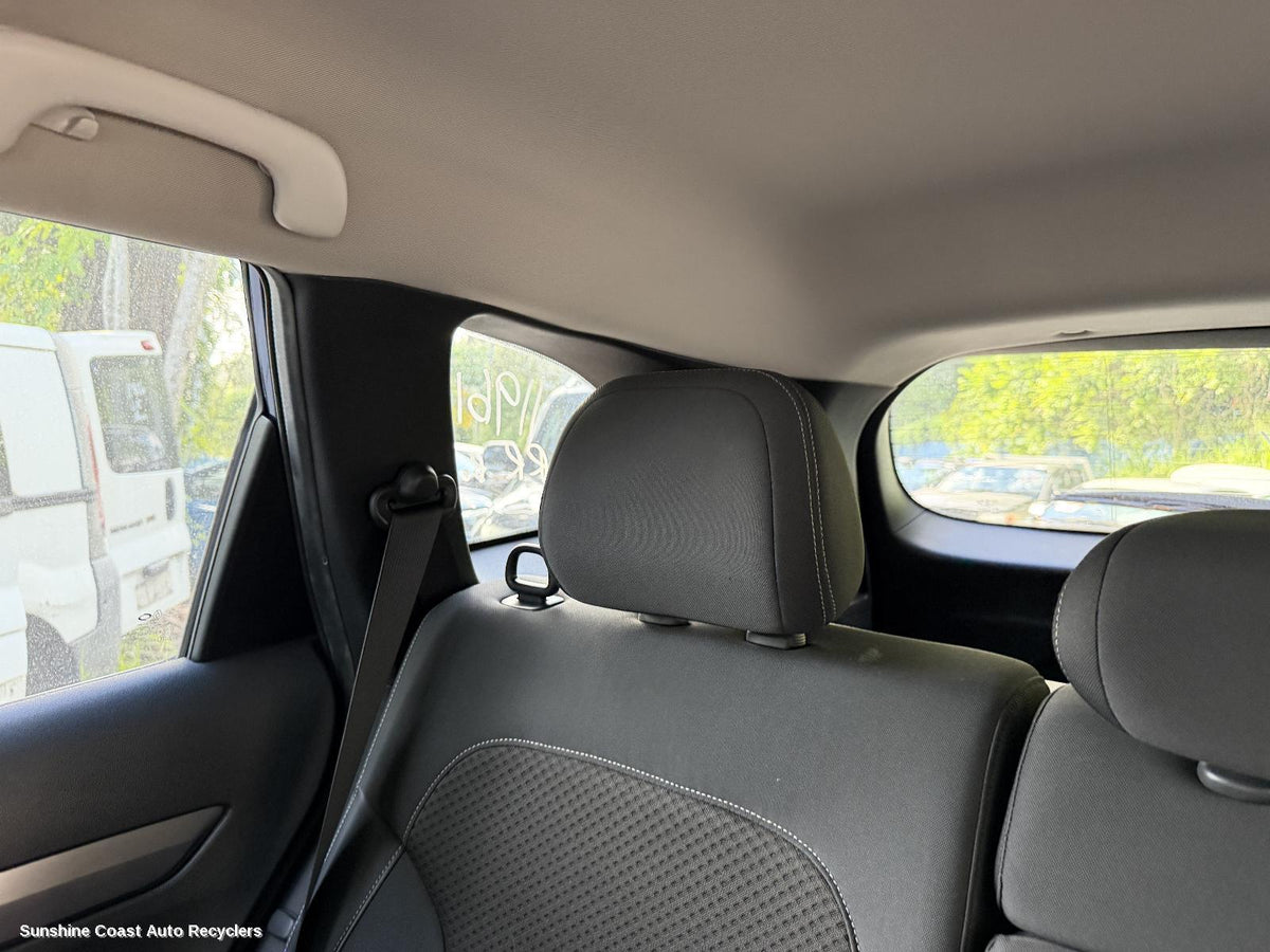 2016-2026 Renault Kaleos Headrest