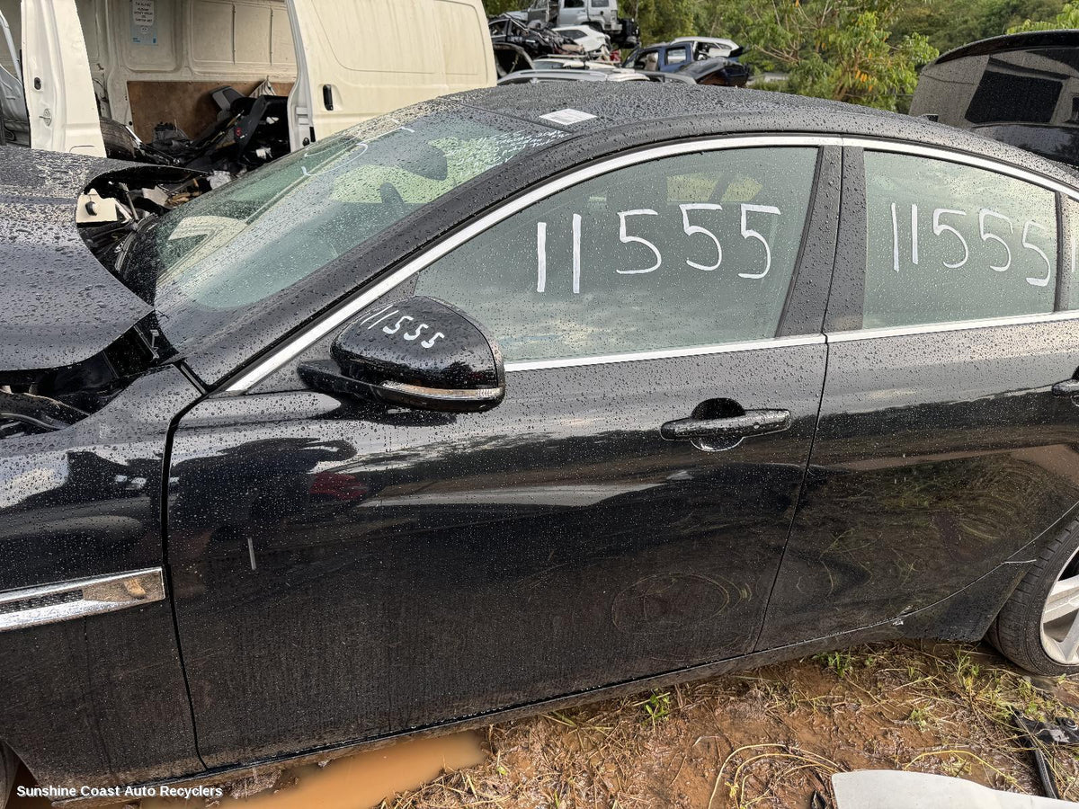 2015-2019 Jaguar Xe Left Front Door