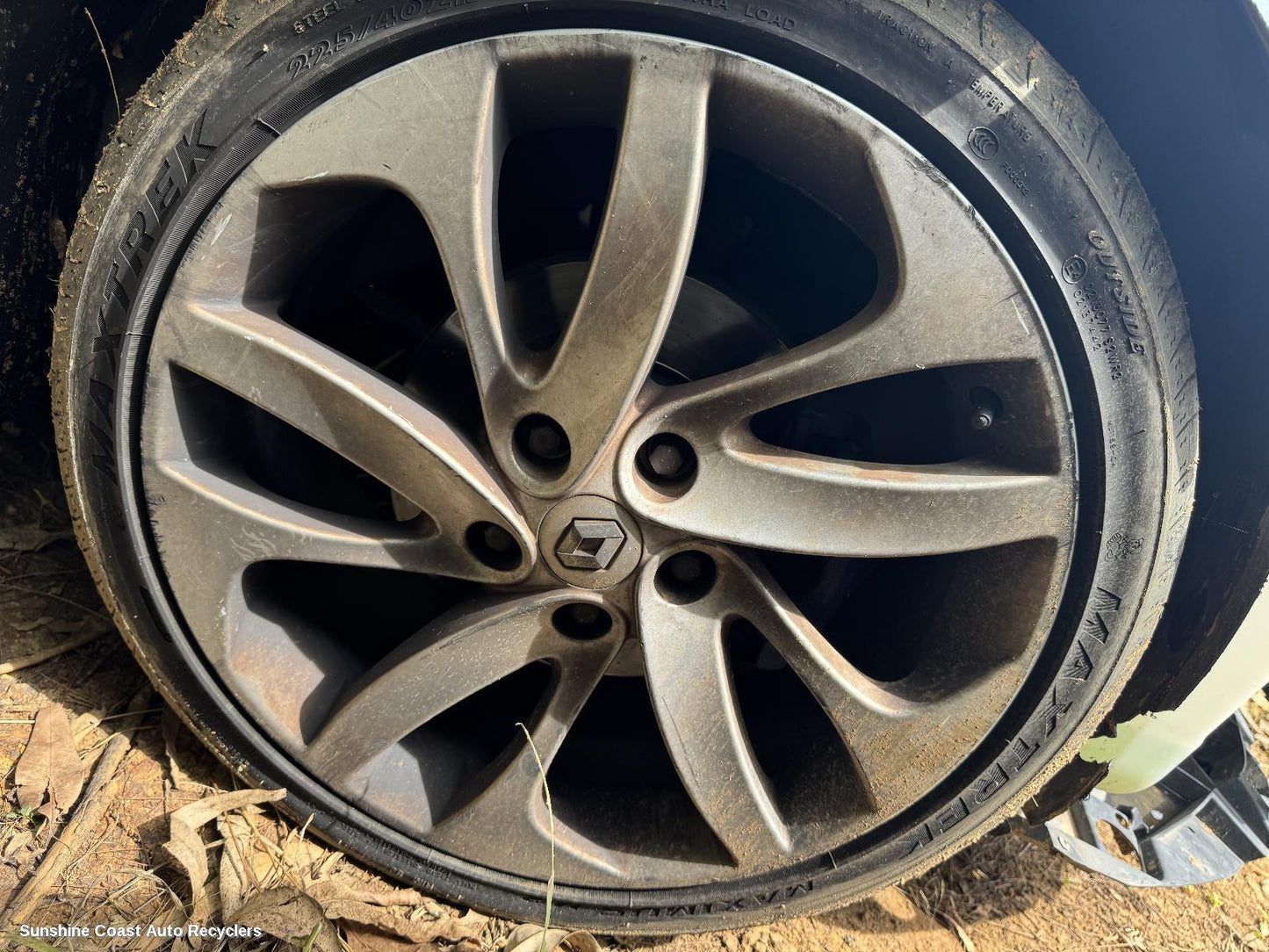 2011 Renault Megane Wheel Mag