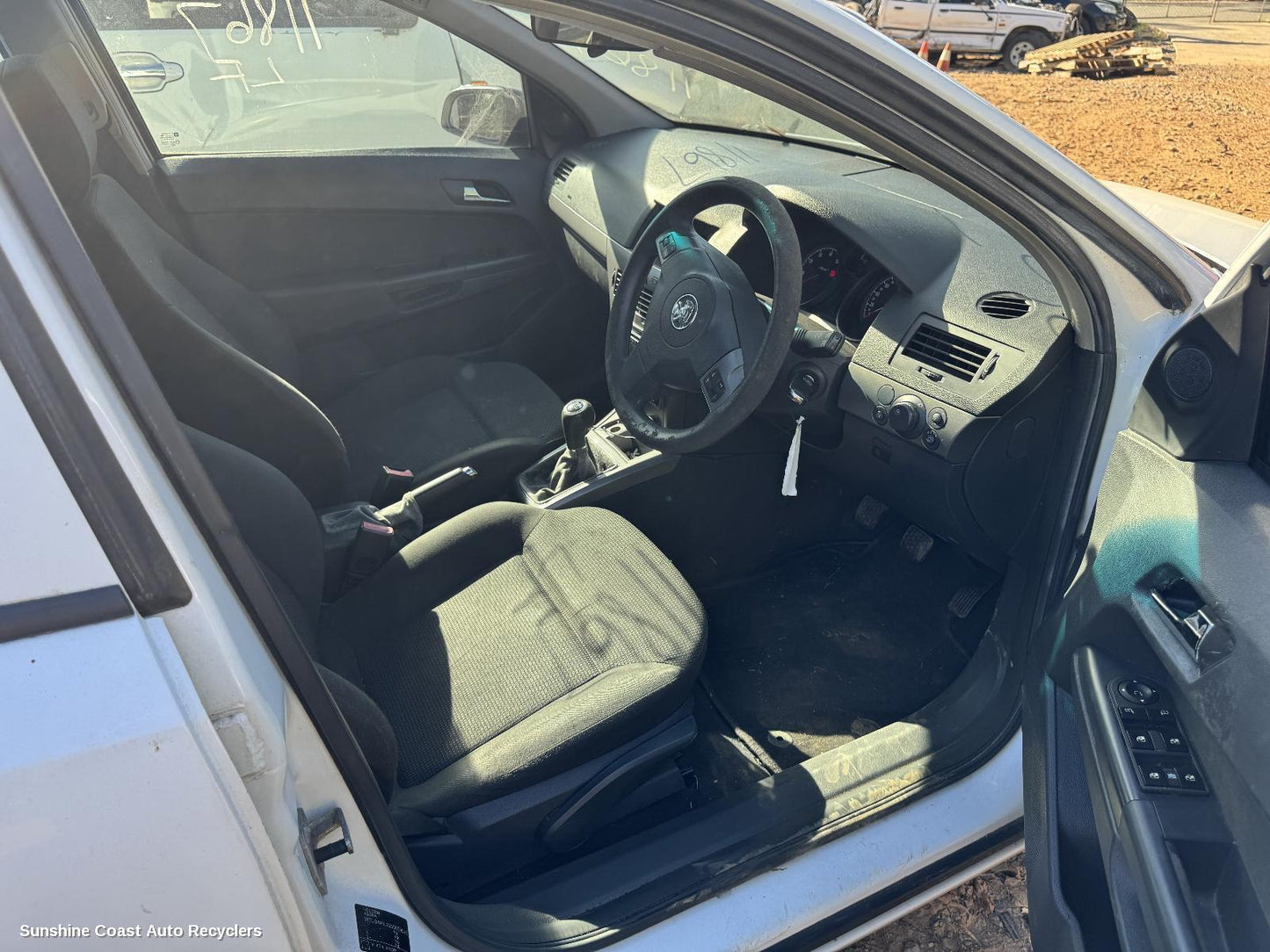 2005 Holden Astra Front Seat