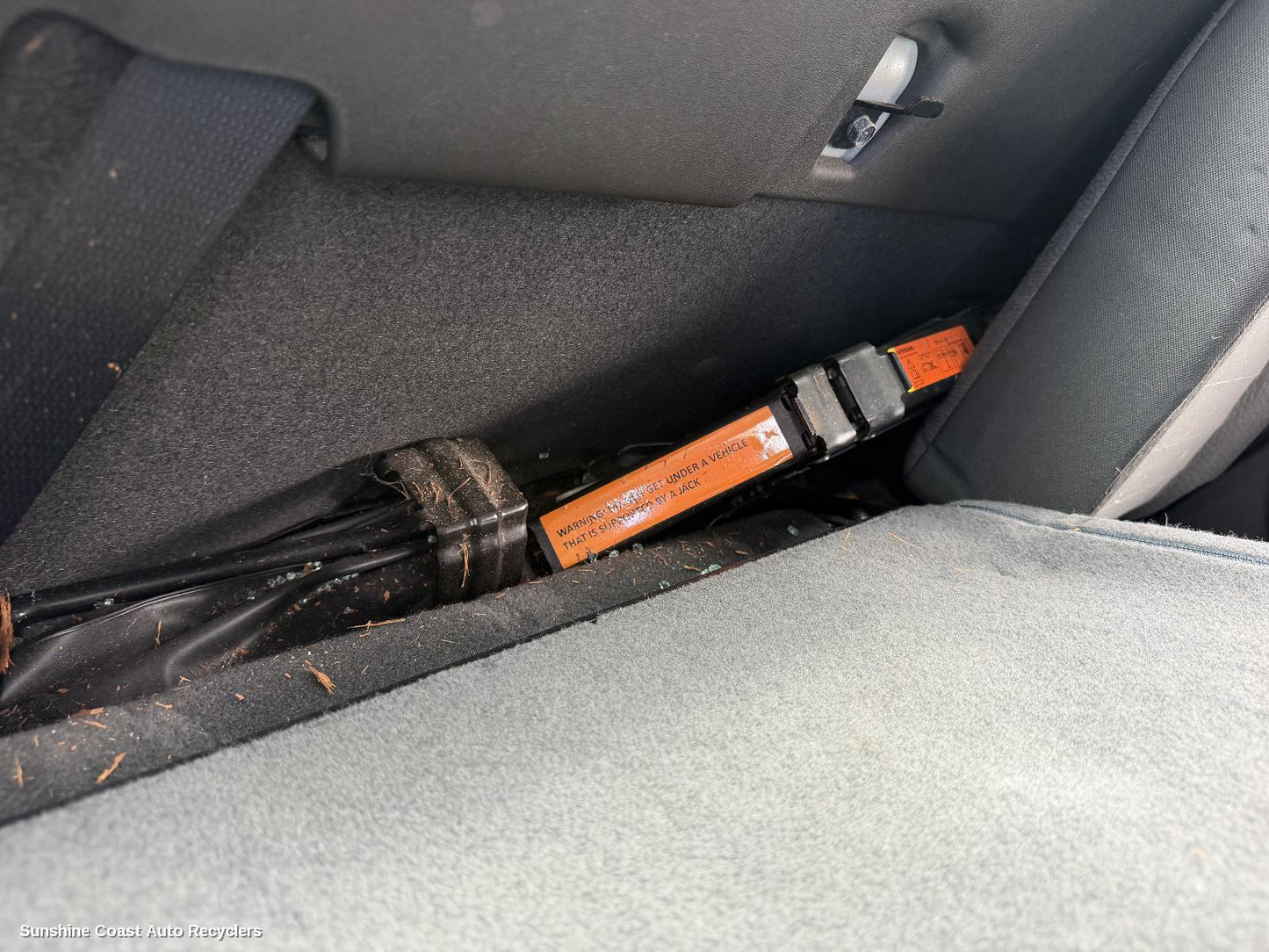 2005-2015 Nissan Navara Jack Tool Kit