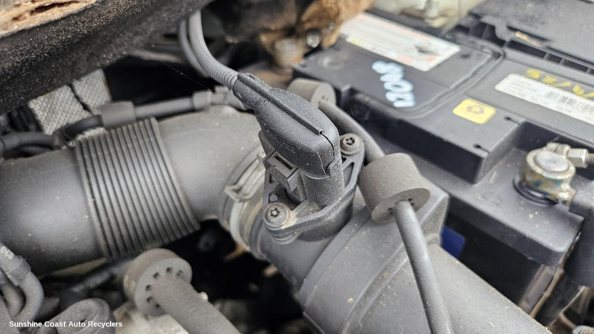 2004-2010 Volkswagen Caddy Air Flow Meter