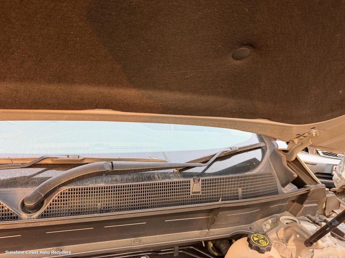2018-2020 Holden Acadia Wiper Arm