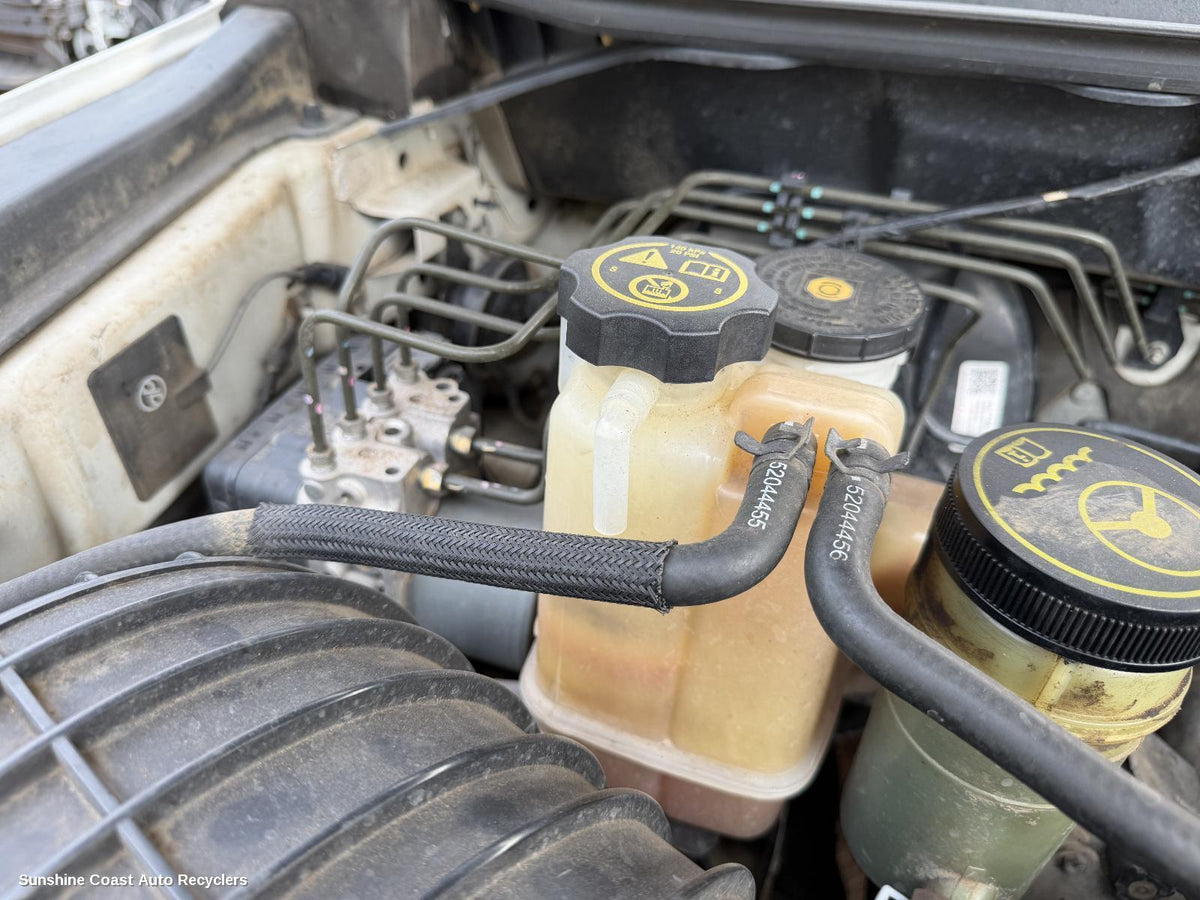 2012-2016 Holden Colorado Overflow Bottle