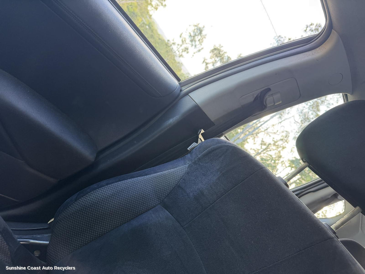 2009-2012 Mitsubishi Outlander Seatbelt Stalk