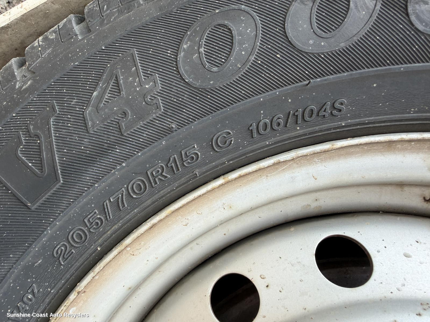 2012 Toyota Hilux Tyre