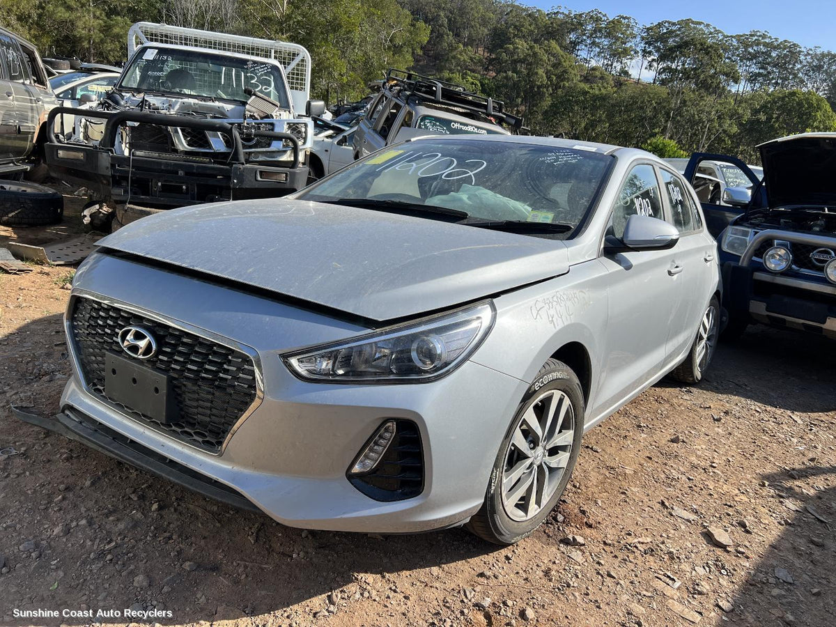 2017-2026 Hyundai I30 Headrest