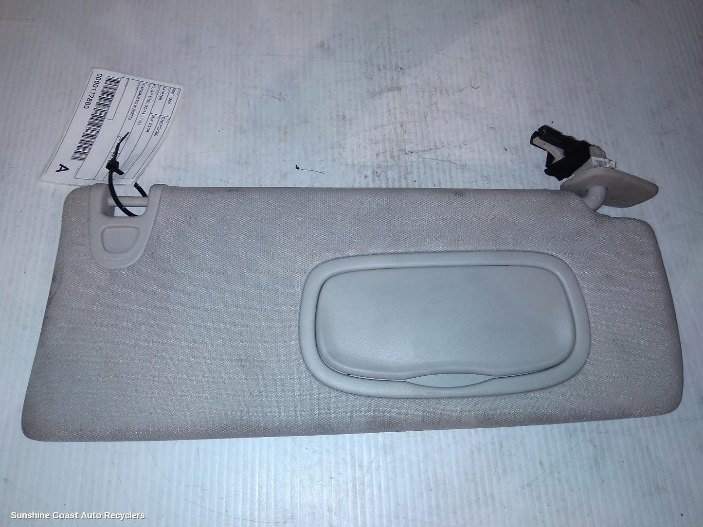 2016 Jeep Cherokee Sunvisor
