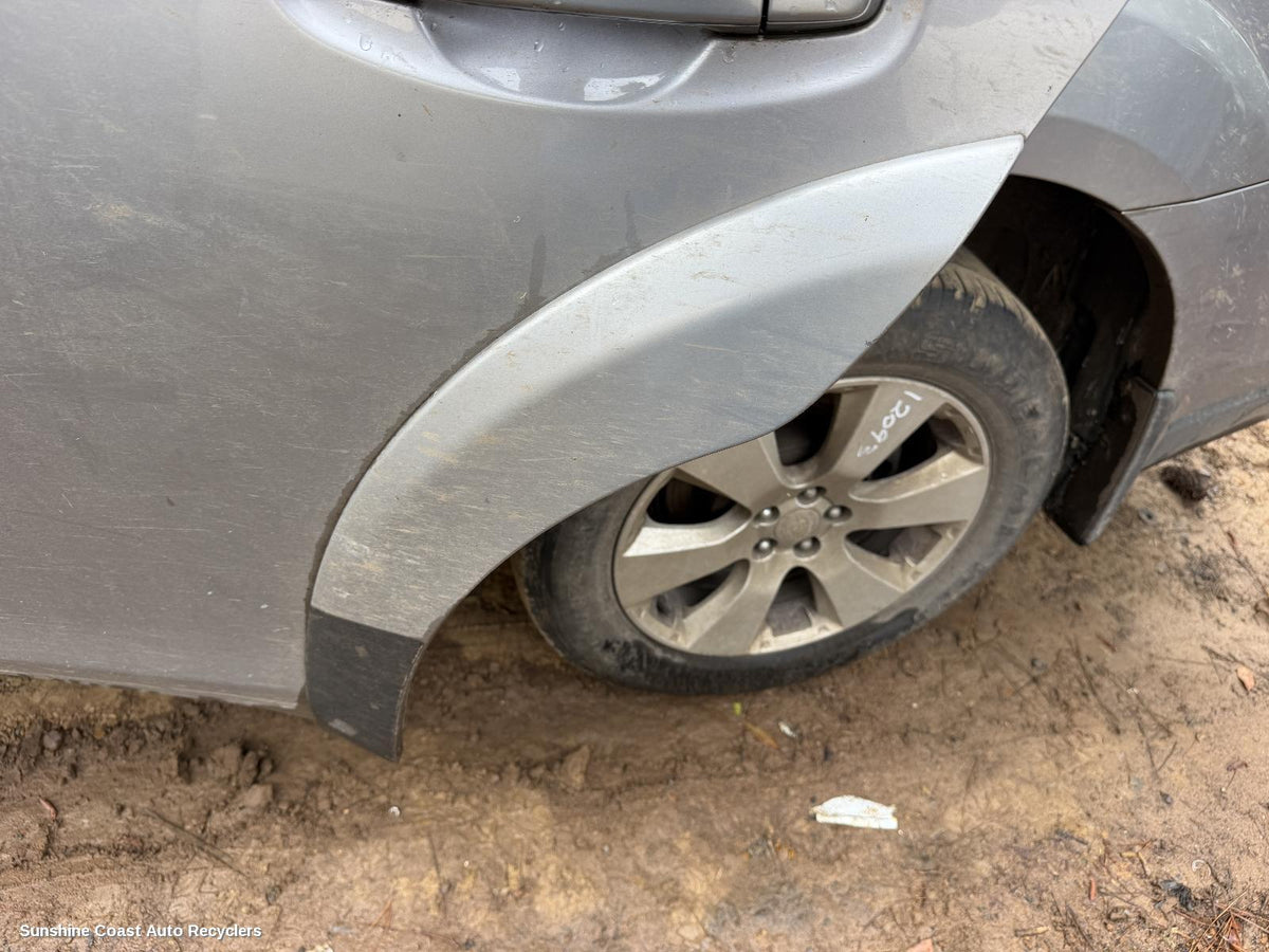 2009-2014 Subaru Outback Body Door Mould