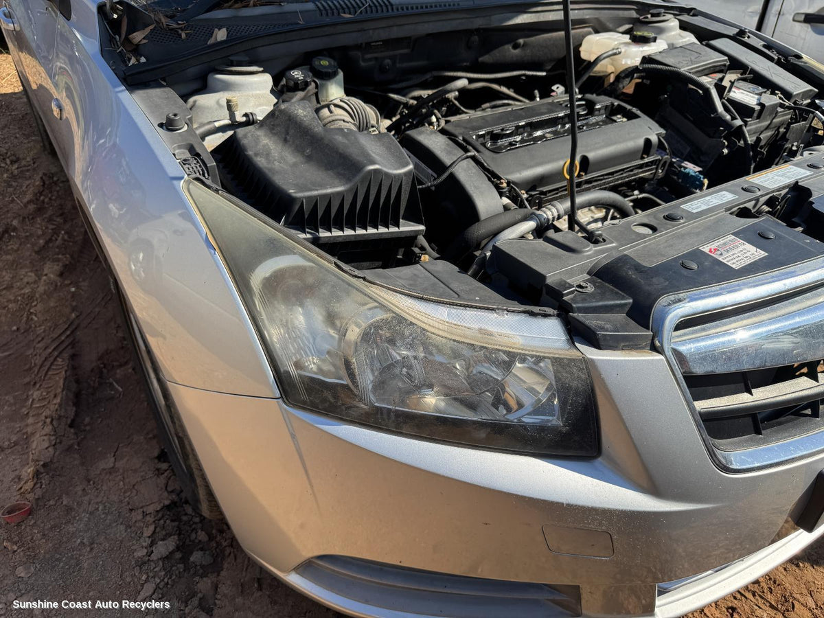 2009-2011 Holden Cruze Right Headlamp