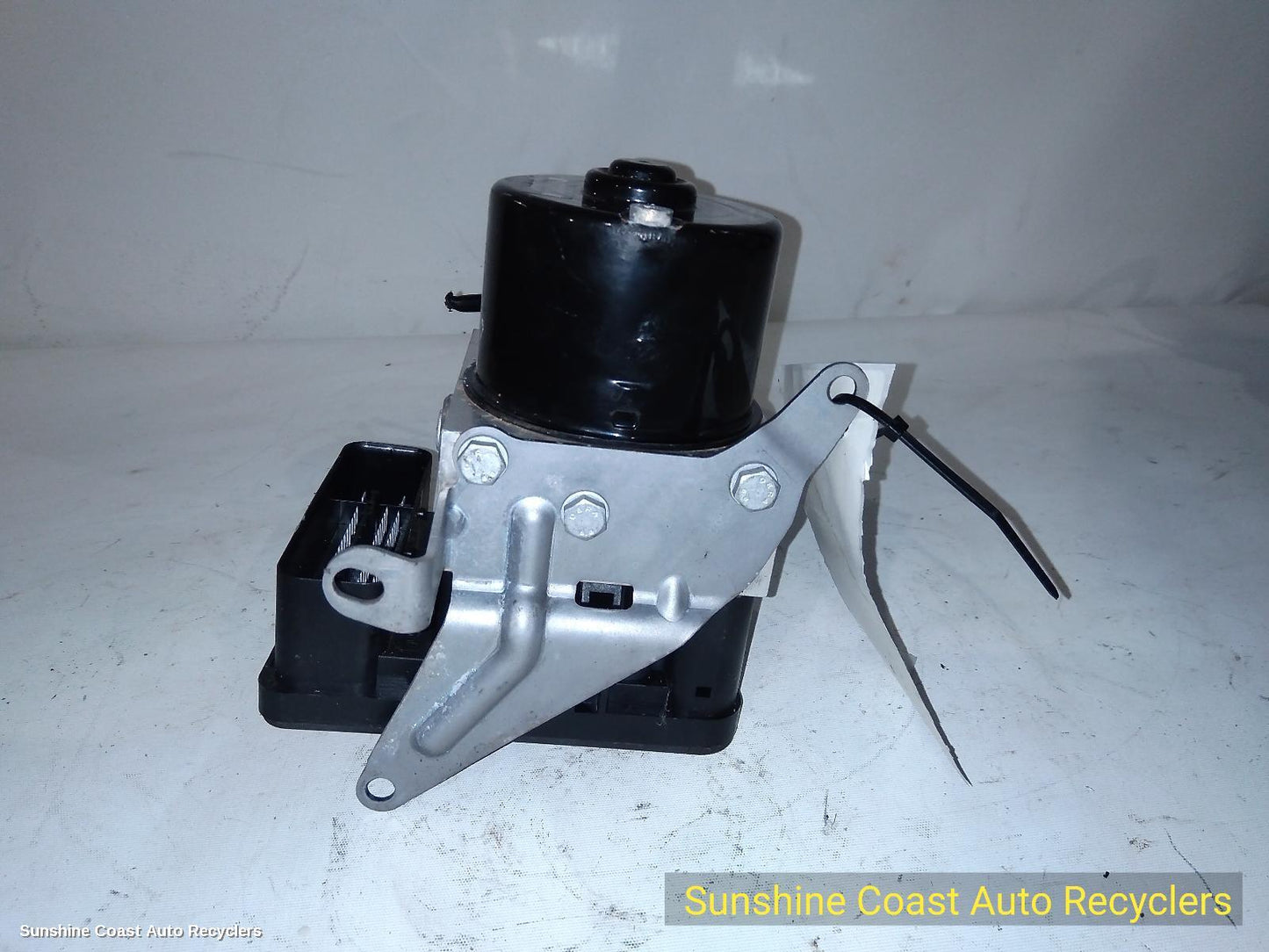 2007 Bmw 3 Series Abs Pump Modulator