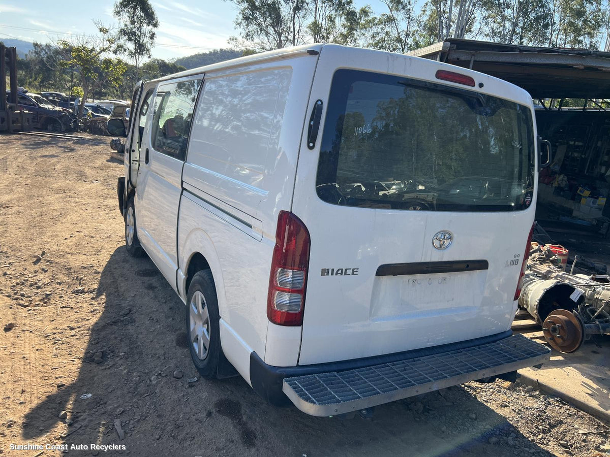 2005-2019 Toyota Hiace Rear Diff Housing