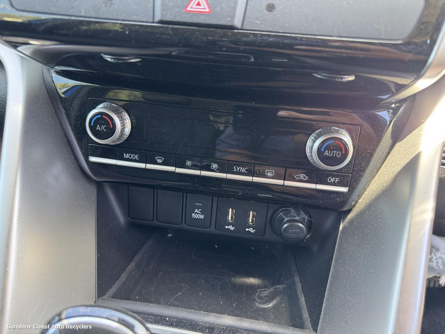 2023 Mitsubishi Eclipse Cross Heater Ac Controls