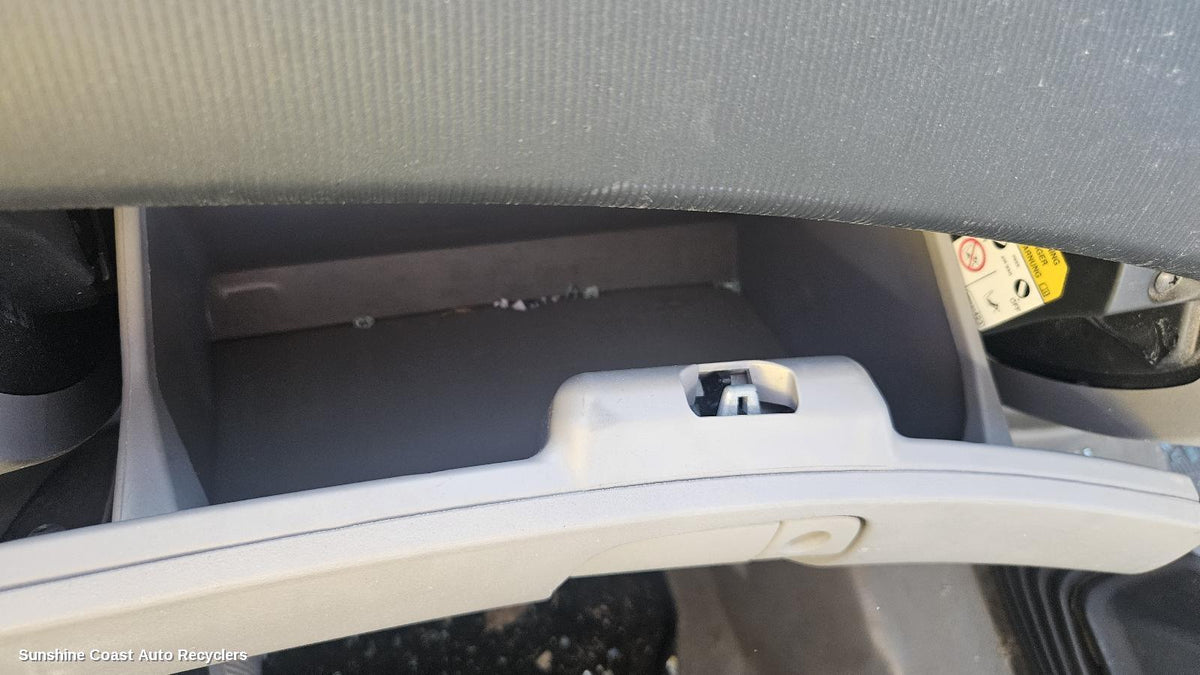 2009-2015 Mitsubishi Triton Glove Box
