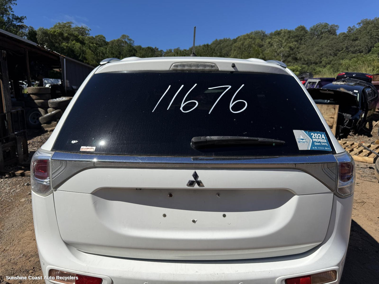 2014 Mitsubishi Outlander Rear Garnish