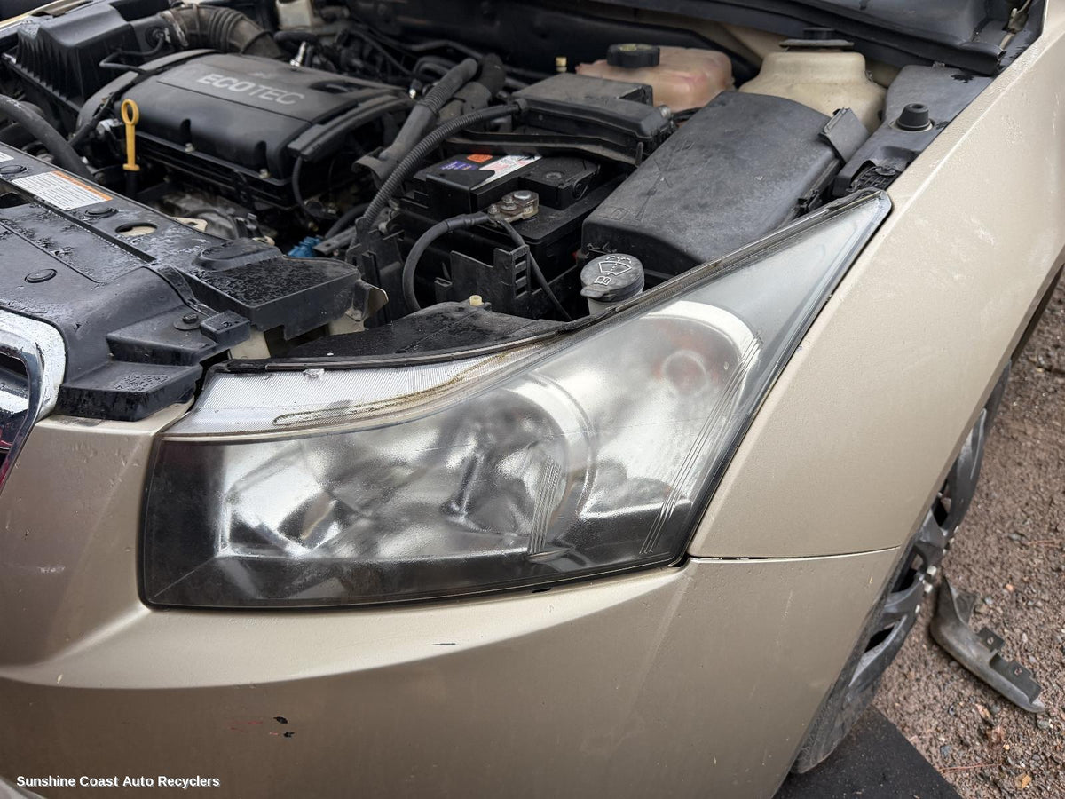 2009-2011 Holden Cruze Left Headlamp