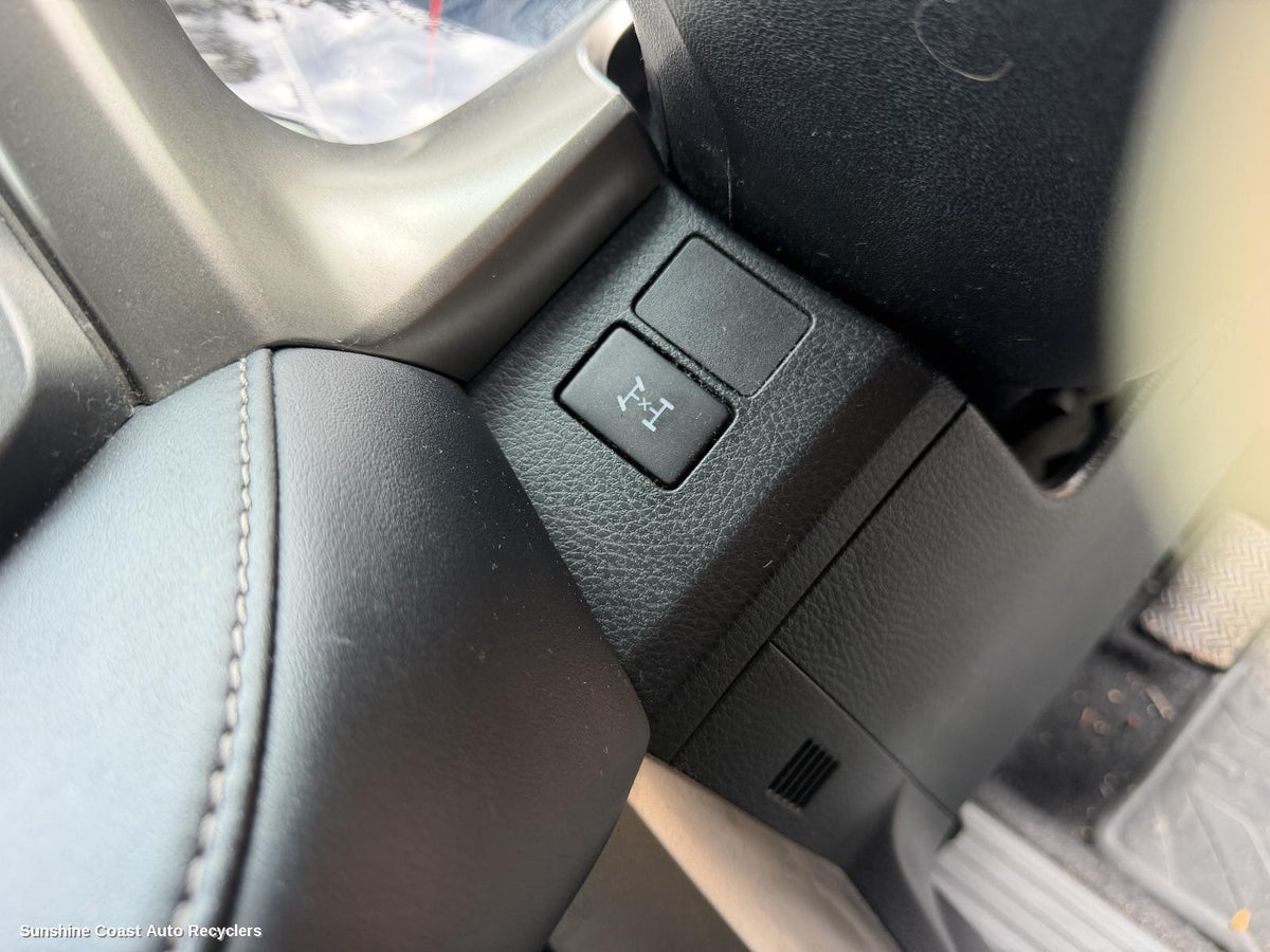 2012-2018 Toyota Rav4 Misc Switch Relay